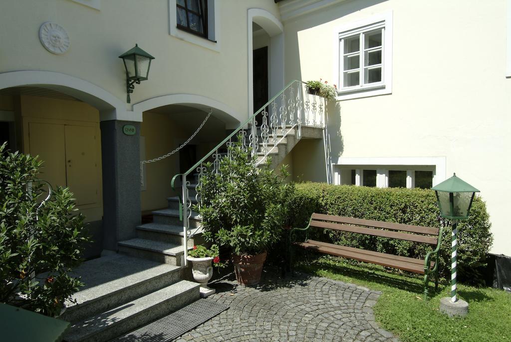 Hotel Biedermeier Hof Schärding Exterior foto
