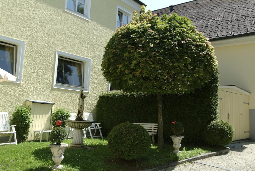 Hotel Biedermeier Hof Schärding Exterior foto