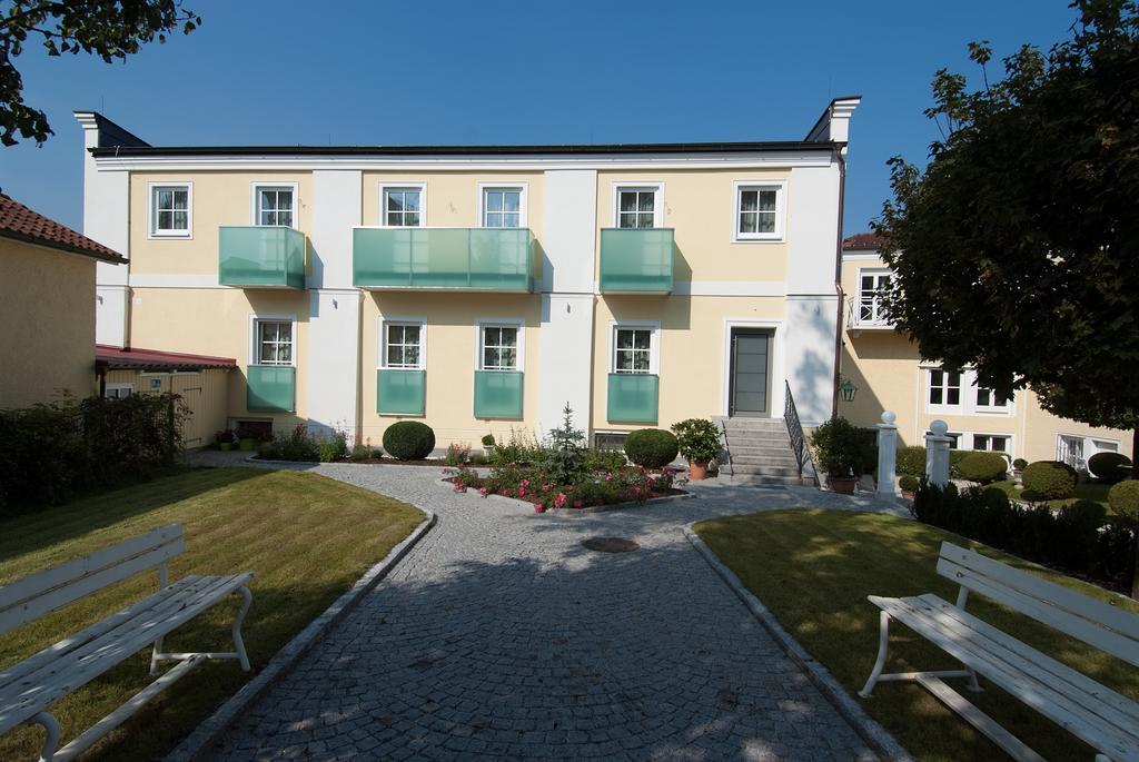 Hotel Biedermeier Hof Schärding Exterior foto